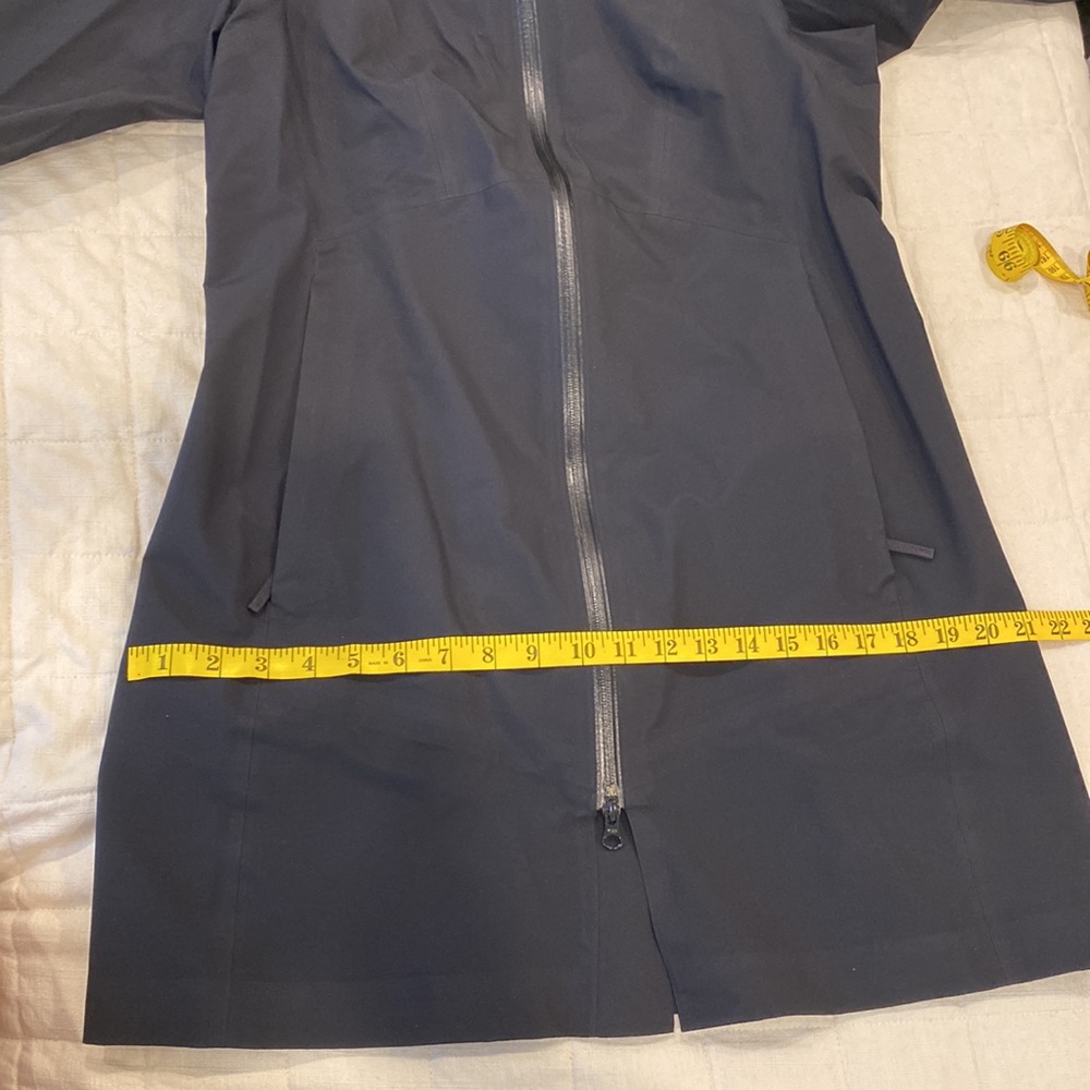 ARC'TERYX Black Women’s GORETEX Imber Hooded Long Coat - Picture 15 of 16